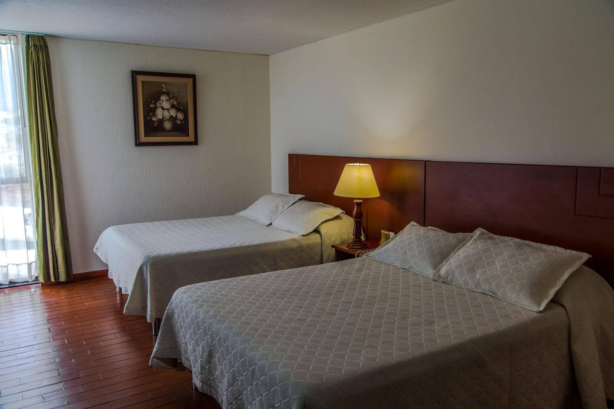 ויז'אוויסנסיו Hotel Don Lolo מראה חיצוני תמונה