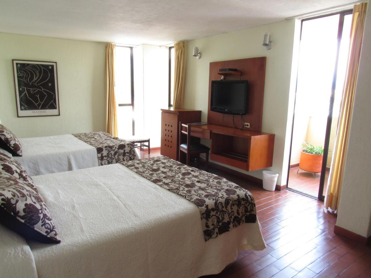 ויז'אוויסנסיו Hotel Don Lolo מראה חיצוני תמונה