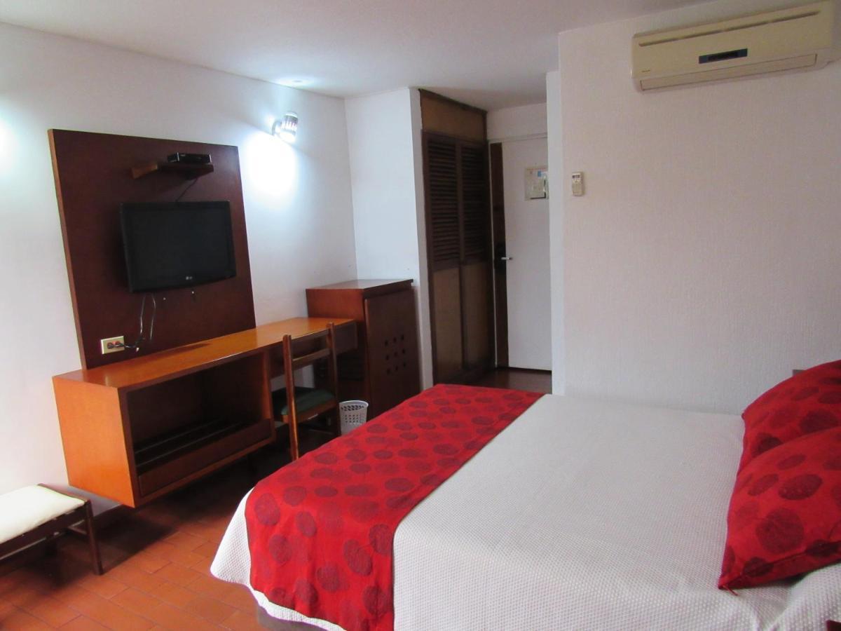 ויז'אוויסנסיו Hotel Don Lolo מראה חיצוני תמונה