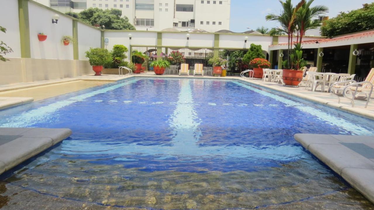 ויז'אוויסנסיו Hotel Don Lolo מראה חיצוני תמונה